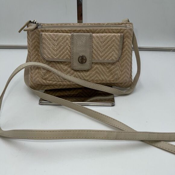 Giani Bernini Vintage Raffia and Leather Crossbody Bag - Picture 2 of 11